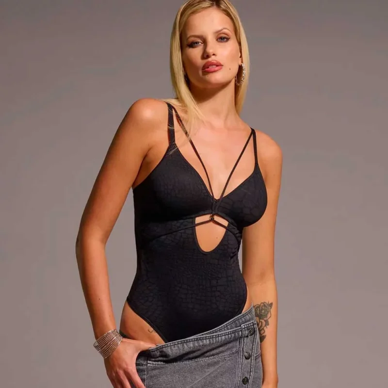 Alternative view of Body less