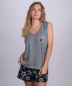 Alternative view of pijama so strong