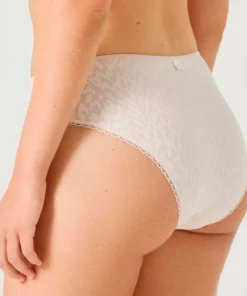 Alternative view of bombacah t/corto alg/lycra