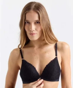 Alternative view of Corp. Triangulo Soft  Angela