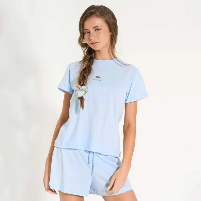 pijama juvenil monocolor con bordado